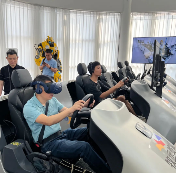 VR全真模拟，机器人教练，湖南积极探索智慧驾培新模式_邵商网